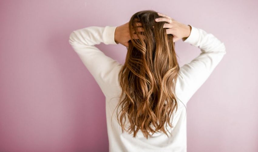 Come far crescere i capelli più velocemente: 5 trucchi da provare