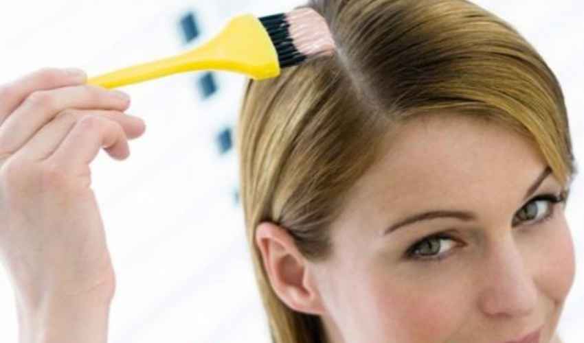 Decolorare i capelli: cos’è e come si usa il decolorante, costo