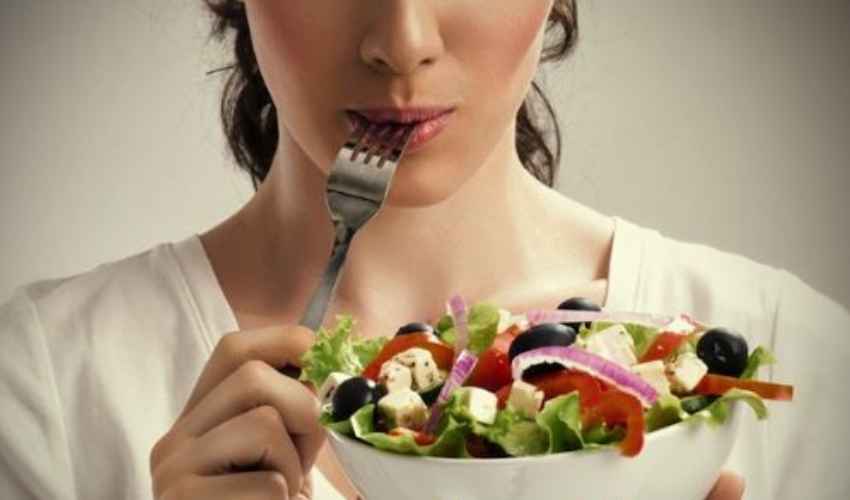 Dieta crudista: cos'è come funziona, fa bene o no mangiare cibi crudi?