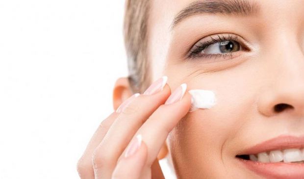 Crema idratante viso corpo pelle: come scegliere la migliore per te