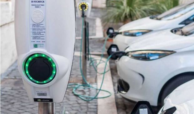 Incentivi Auto 2020: Ecobonus auto elettriche e ibride come funziona