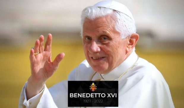 Il Papa Emerito, Benedetto XVI, è morto. L’annuncio del Vaticano