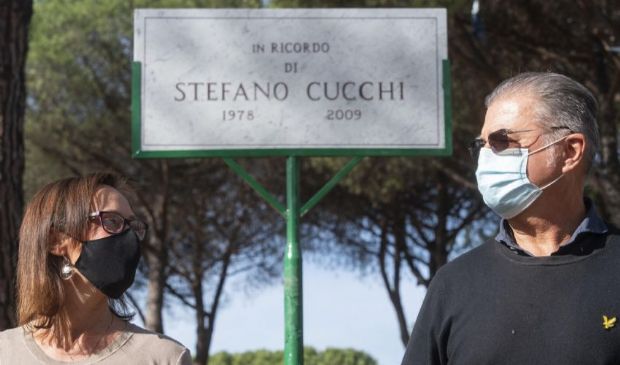Caso Cucchi: chiesti 13 anni per 2 carabinieri accusati del pestaggio