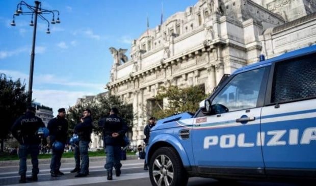 Sei rapine e sei persone ferite a Milano, arrestato 23enne marocchino