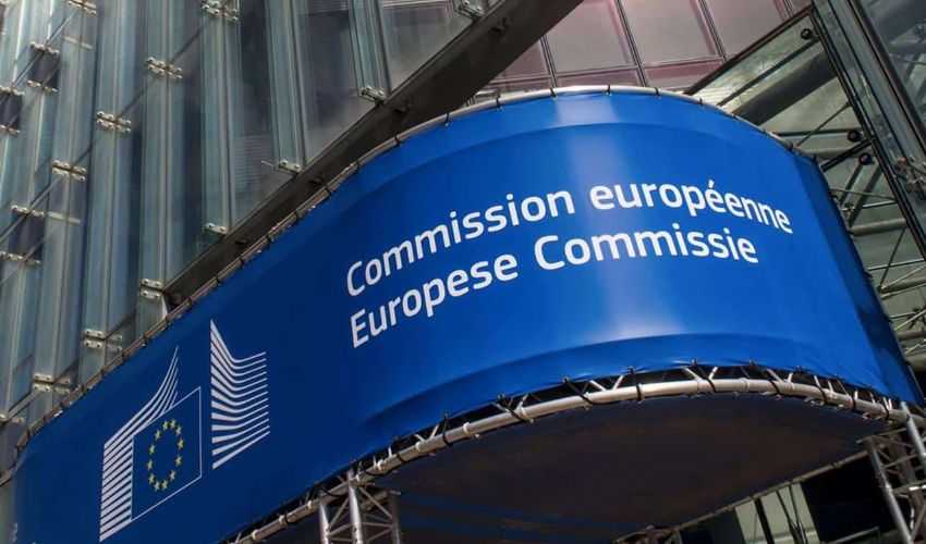 Commissione europea: ok al Recovery fund da 300 miliardi bilancio Ue