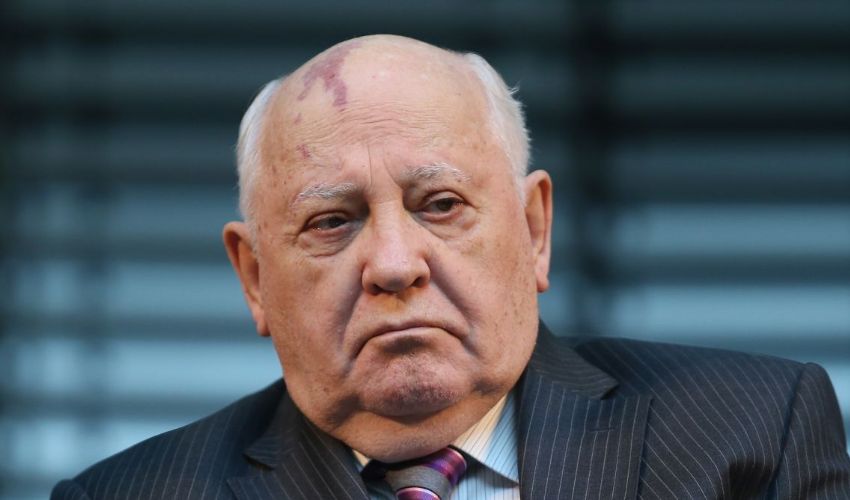 Gorbaciov compie 90 anni, padre della perestrojka li festeggia su Zoom