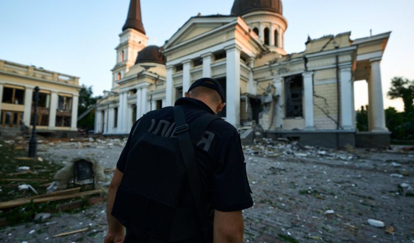 Attacco russo su Odessa. Distrutta la chiesa della Trasfigurazione