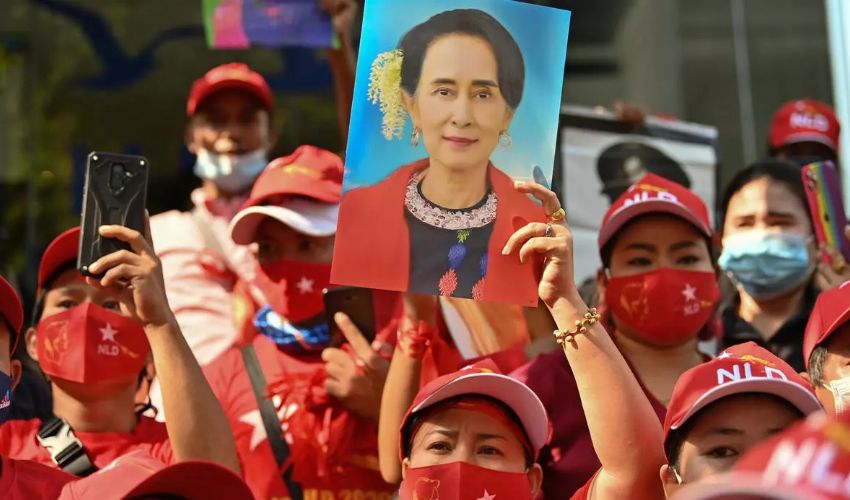 Myanmar, arrivano le sanzioni Usa: uccisa anche un’attivista simbolo