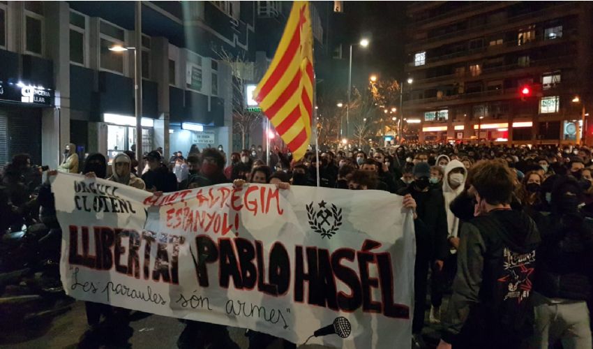 Spagna, arrestati 6 italiani: coinvolti nel caso del rapper Hasél