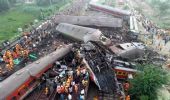 India, terribile scontro tra treni provoca 280 morti e 900 feriti