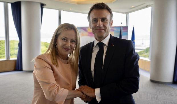 G7, incontro Meloni-Macron: disgelo dopo tweet francese di solidarietà