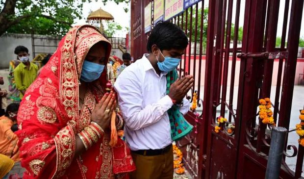India, verso i 20 milioni di contagi. A rischio fornitura vaccini