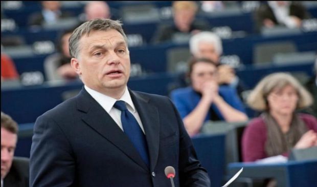 Orban ritira da PPE i 13 eurodeputati del suo partito all’Eurocamera