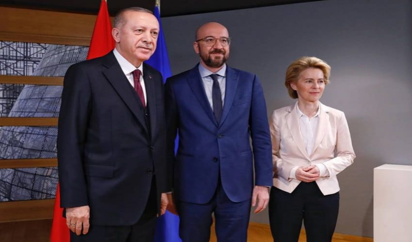 Ue-Turchia: visita diplomatica di Michel e Von der Leyen a Erdogan