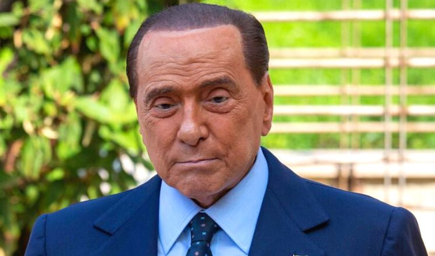 Berlusconi e la leucemia tra silenzi a sinistra e commenti sprezzanti
