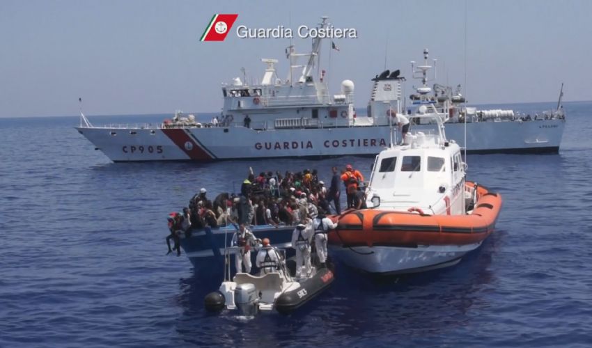 Immigrazione clandestina, tra blocco navale e decreti Sicurezza