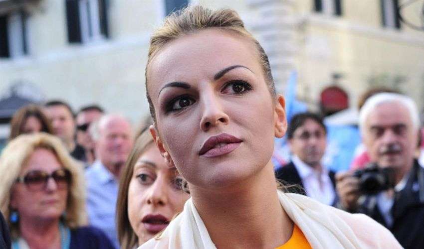 Francesca Pascale: età altezza, chi è la ex fidanzata di Berlusconi