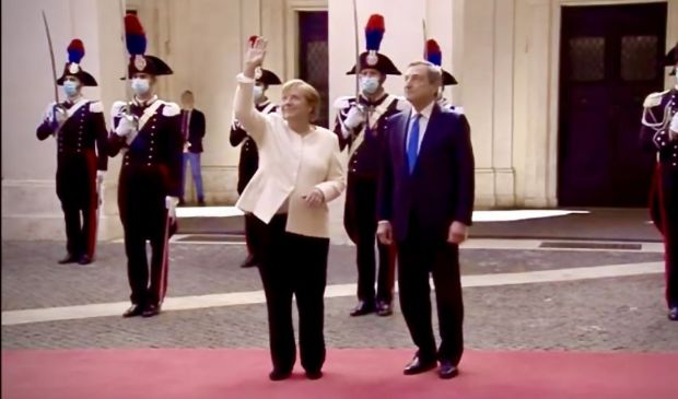 La Merkel a Roma per l’ultima visita ufficiale da Cancelliera