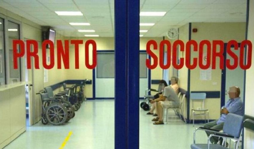 Influenza in aumento, Covid in calo: il paradosso sanitario italiano