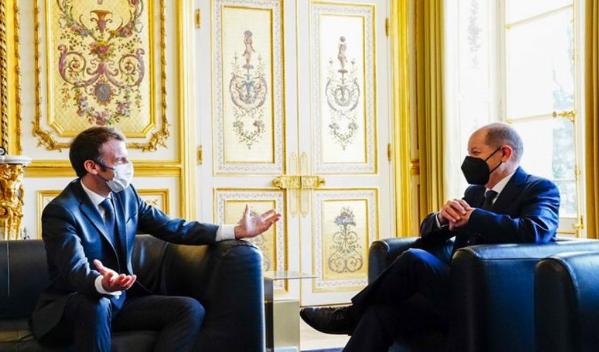 Perché il neo-cancelliere Olaf Scholz ha incontrato prima Macron