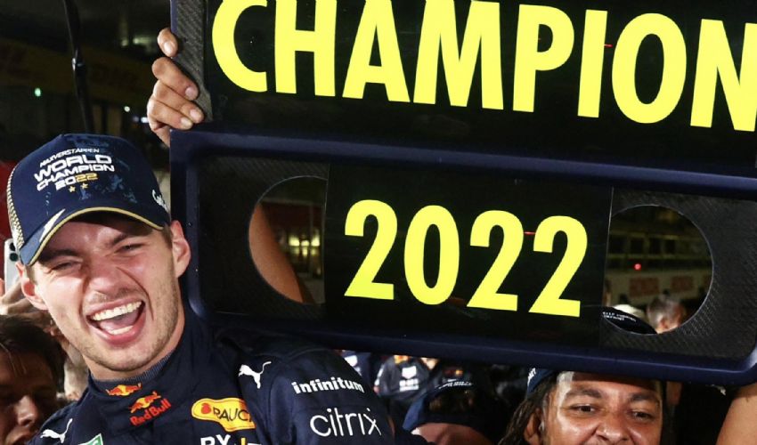 Max Verstappen raddoppia, ancora campione del mondo di Formula 1