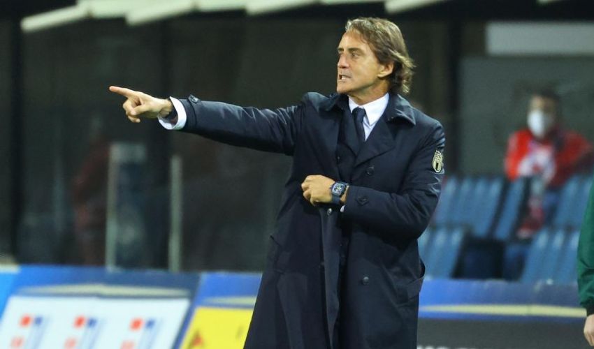 Mancini rinnova e sceglie i primi 33 giocatori per Euro 2020-2021