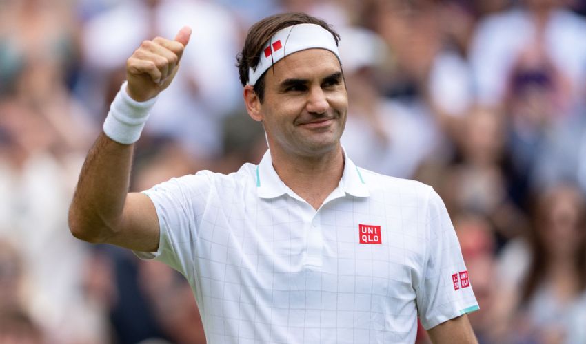 Tennis, re Federer annuncia l’addio ai campi e alla carriera 