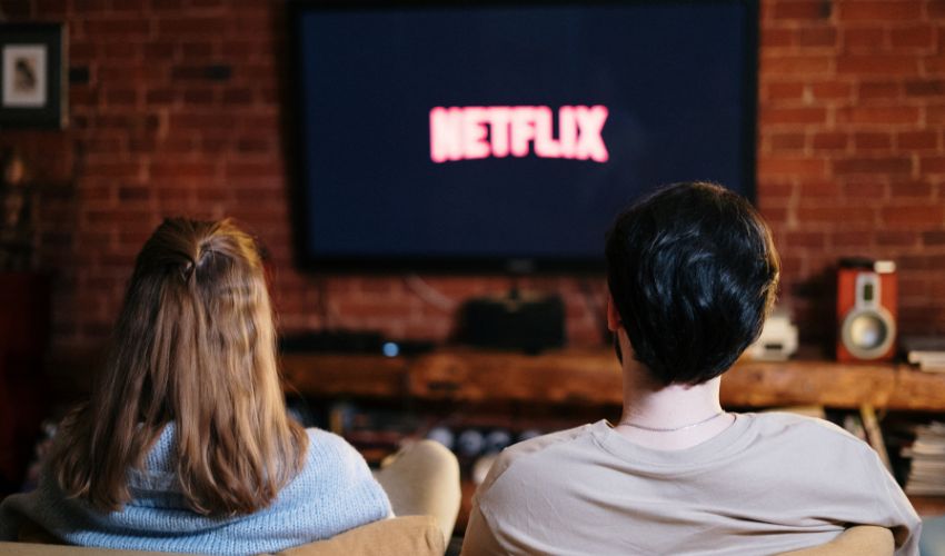 Netflix dice addio al Piano Base da 7,99€: cosa cambia per gli utenti