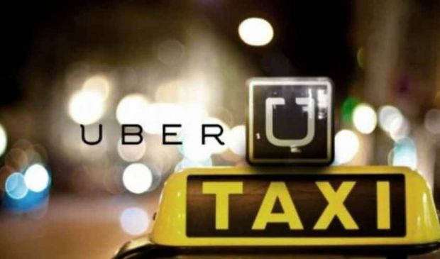 Uber taxi: cos'è come funziona, come si paga, tariffe e costi 2020